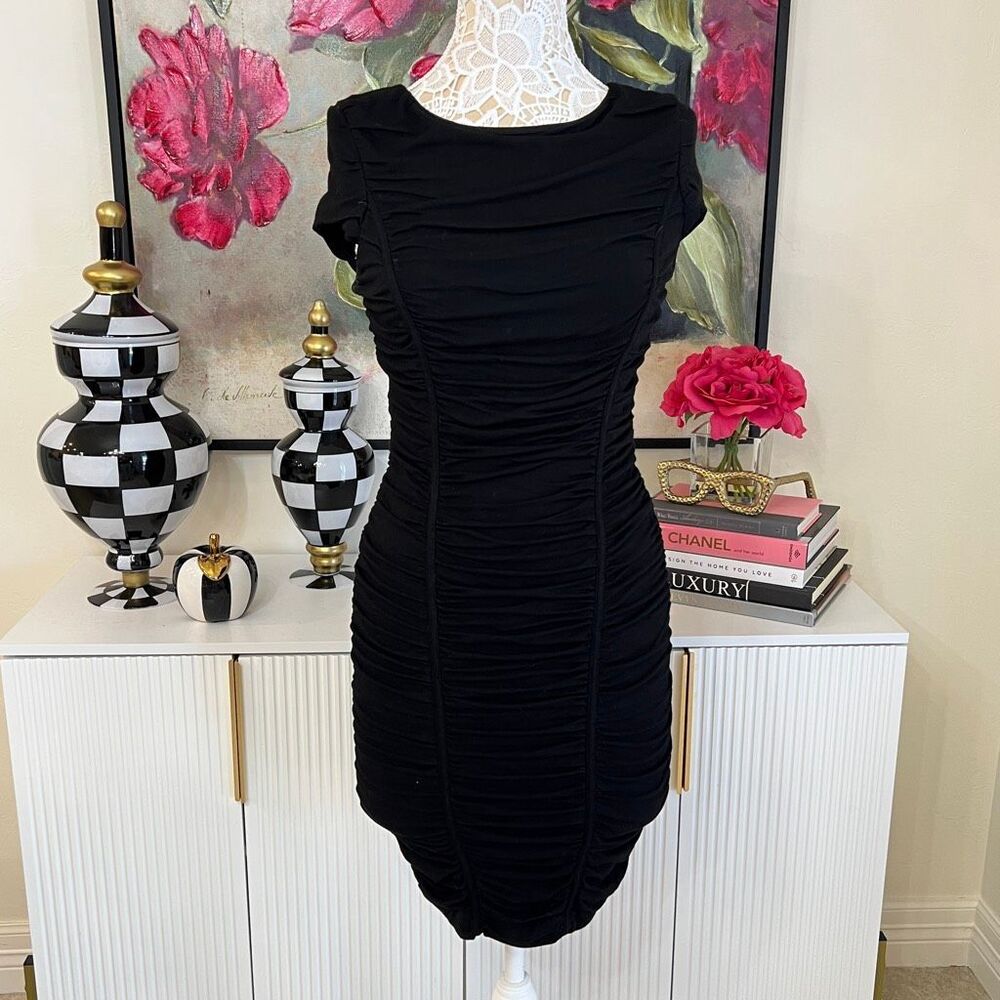 Cache Women's Ruched Back Zip Bodycon Mini Dress Black Size 6